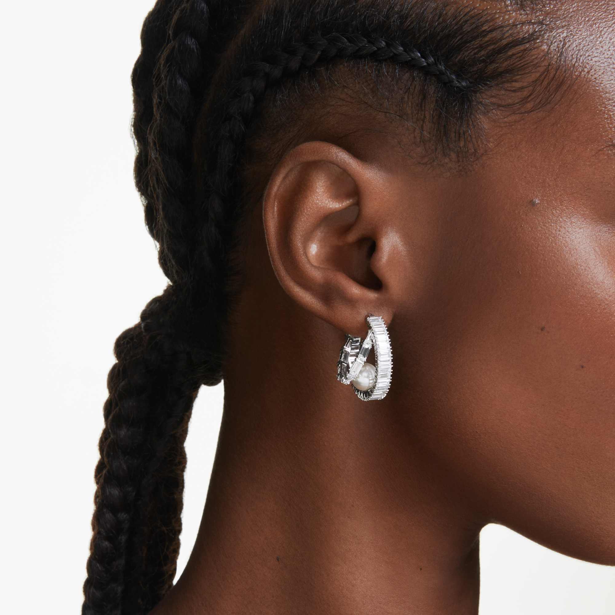 Ariana Grande x Swarovski hoop earrings Crystal pearl, Baguette cut, White, Rhodium plated - Image 5