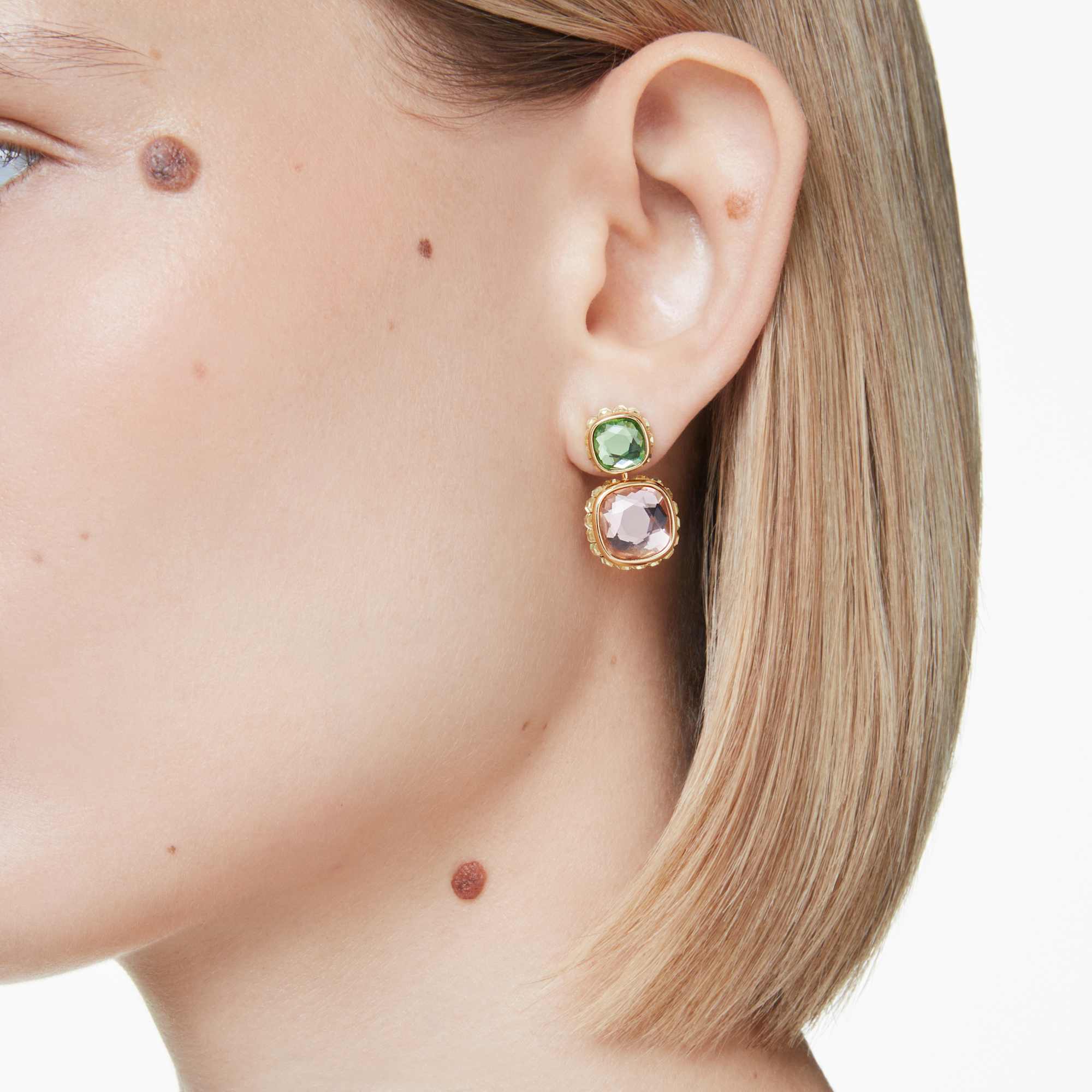 Chroma drop earrings Cushion cut, Multicolored, Gold-tone plated - Image 6