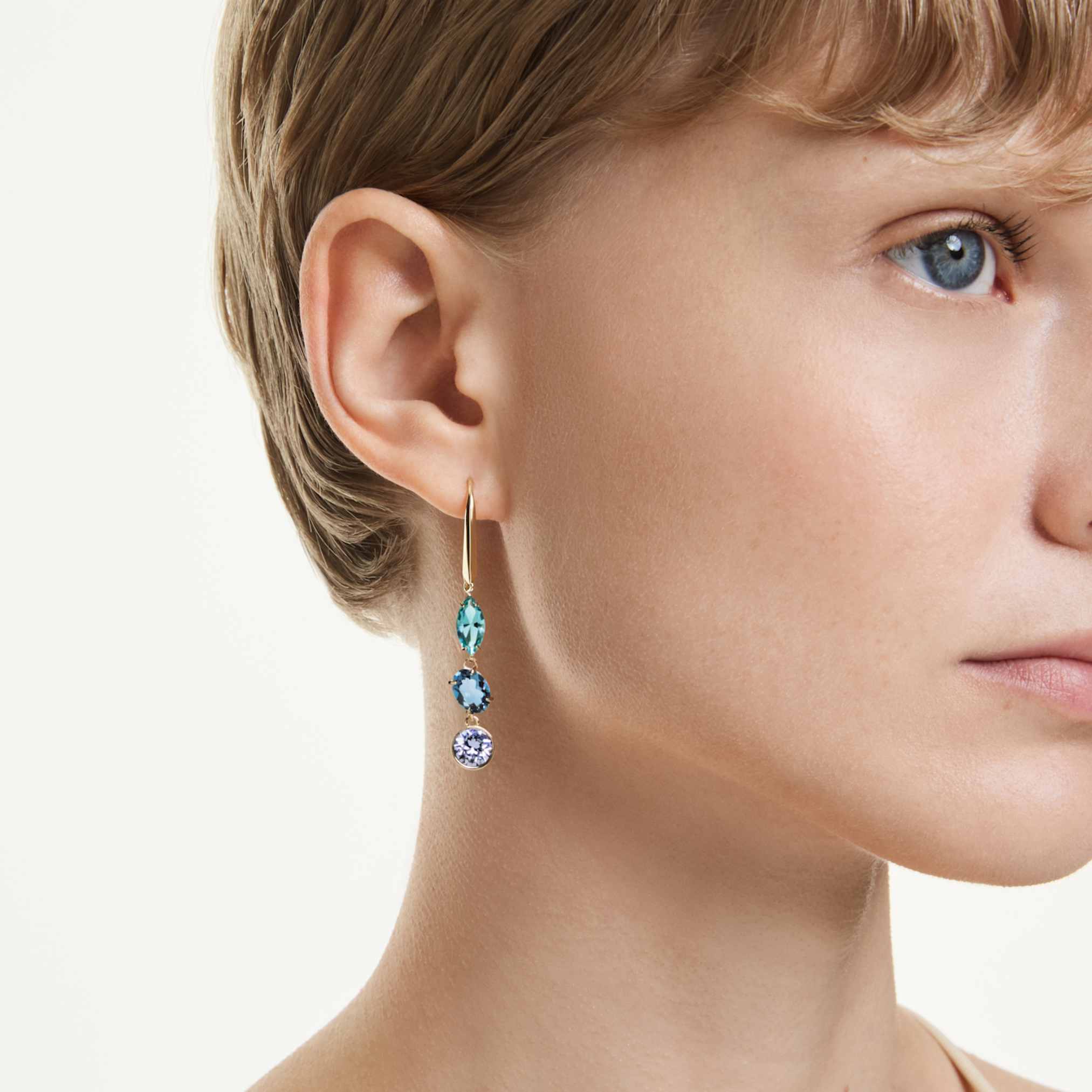 Gema drop earrings Asymmetrical design, Mixed cuts, Multicolored, Gold-tone plated - Image 5