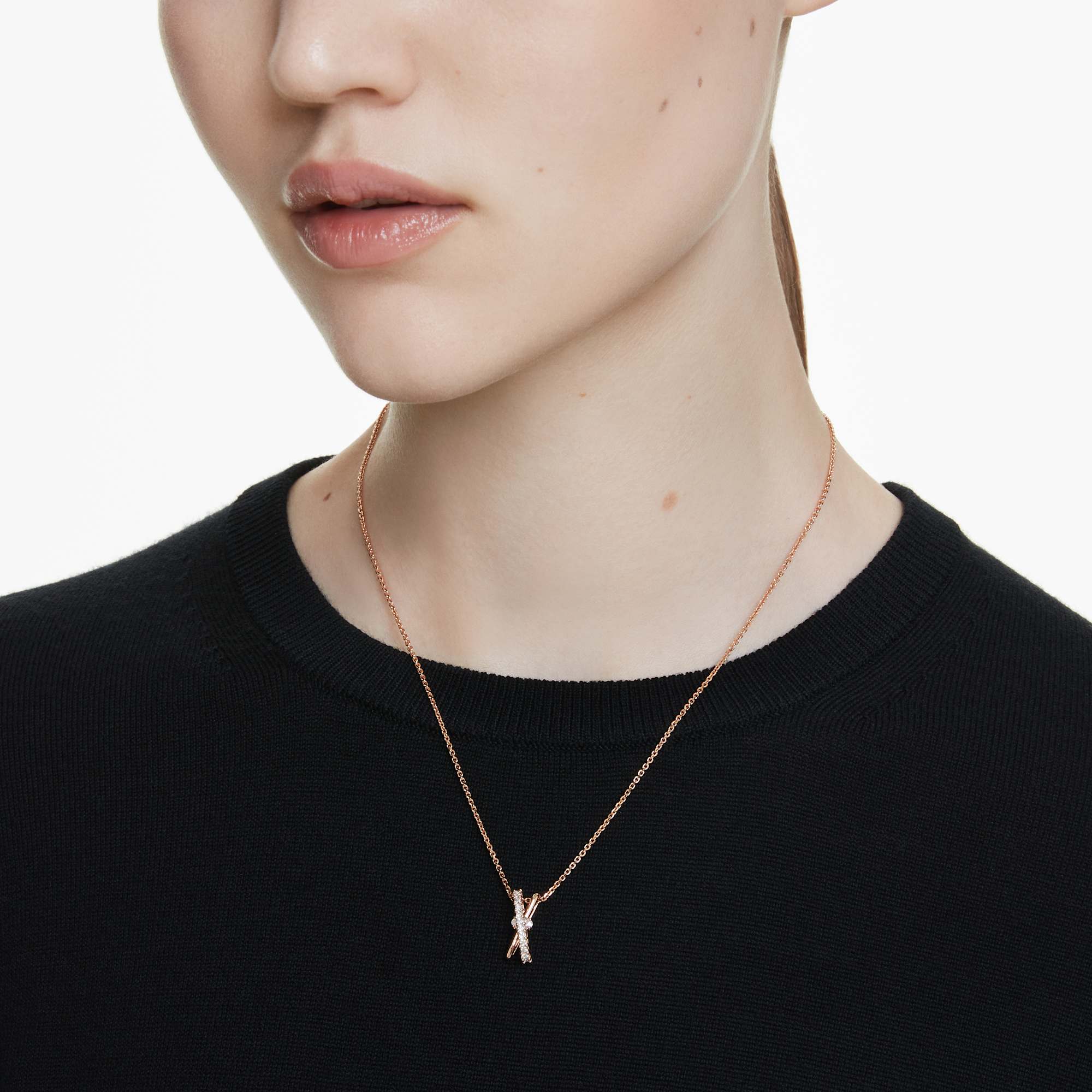 Hyperbola pendant Mixed cuts, Twist, White, Rose gold-tone plated - Image 4