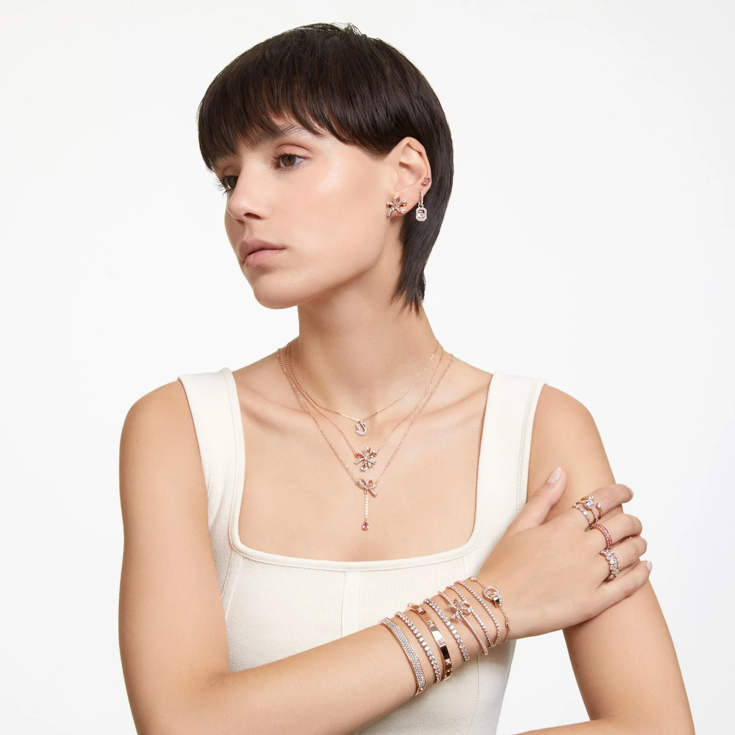 Iconic Swan pendant Swan, Small, White, Rose gold-tone plated - Image 6