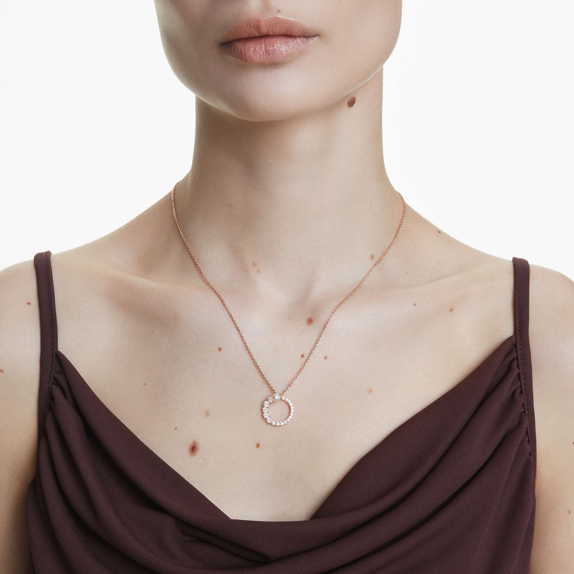 Matrix pendant Crystal pearl, Round cut, White, Rose gold-tone plated - Image 5
