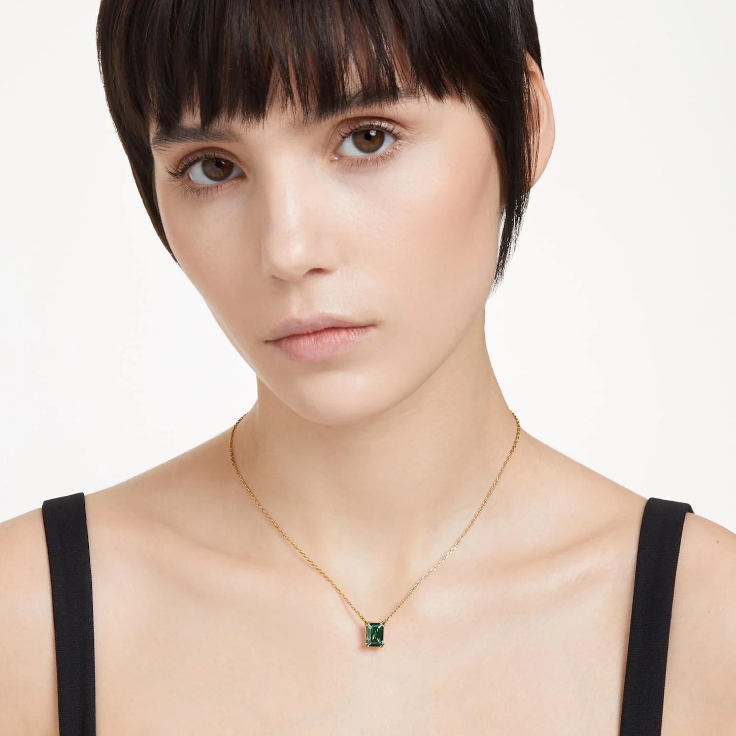 Matrix pendant Rectangular cut, Green, Gold-tone plated - Image 5