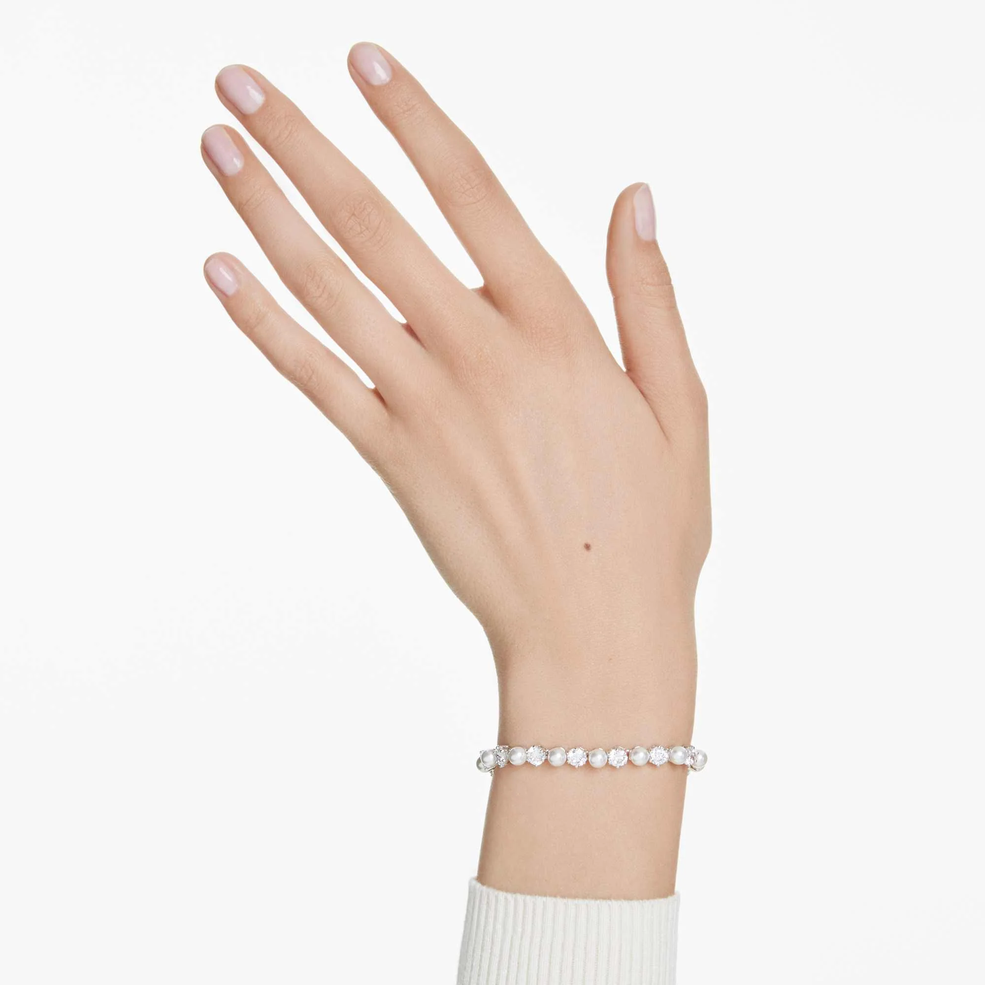 Matrix Tennis bracelet Crystal pearl, Round cut, White, Rhodium plated - Image 5