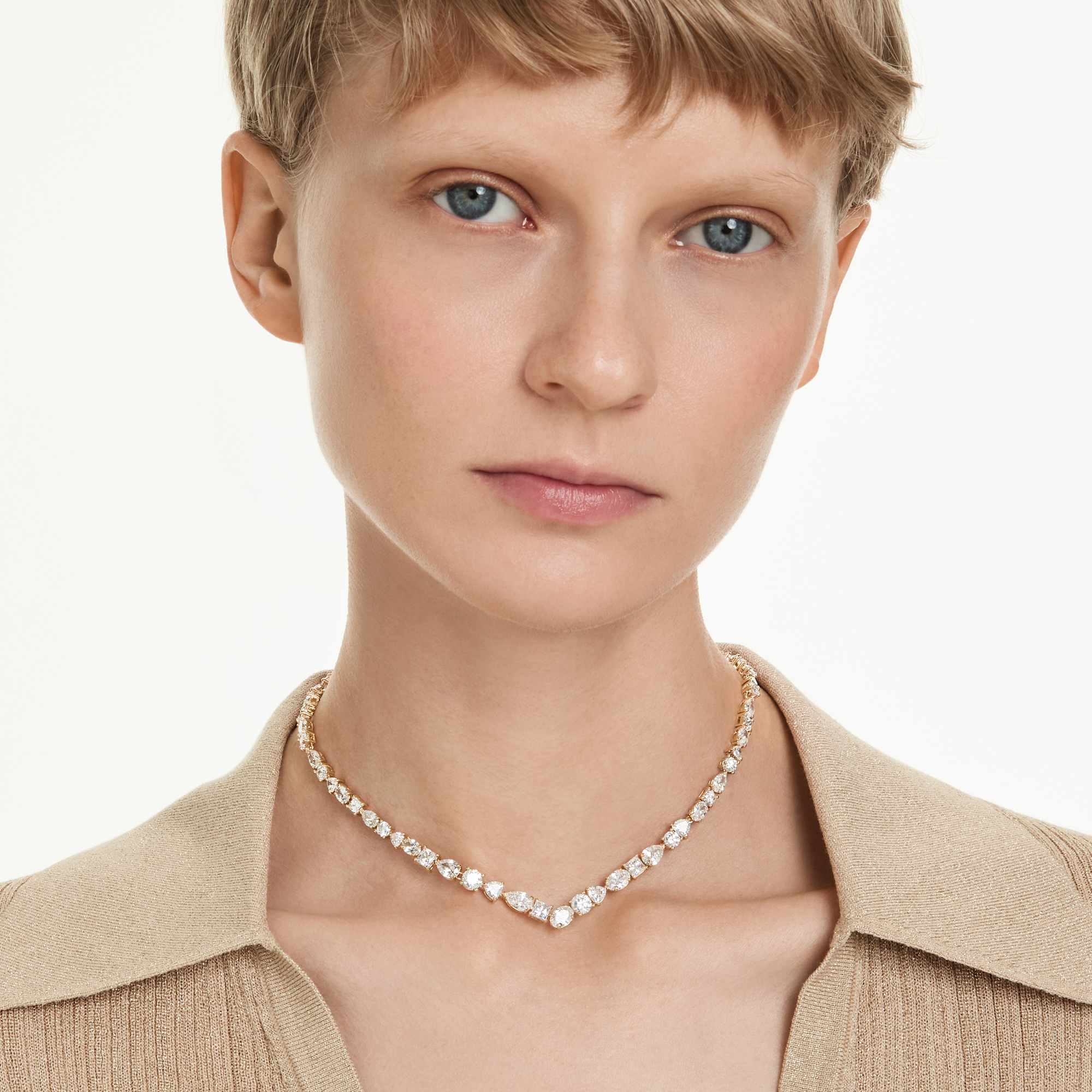 Mesmera necklace Mixed cuts, White, Gold-tone plated - Image 6