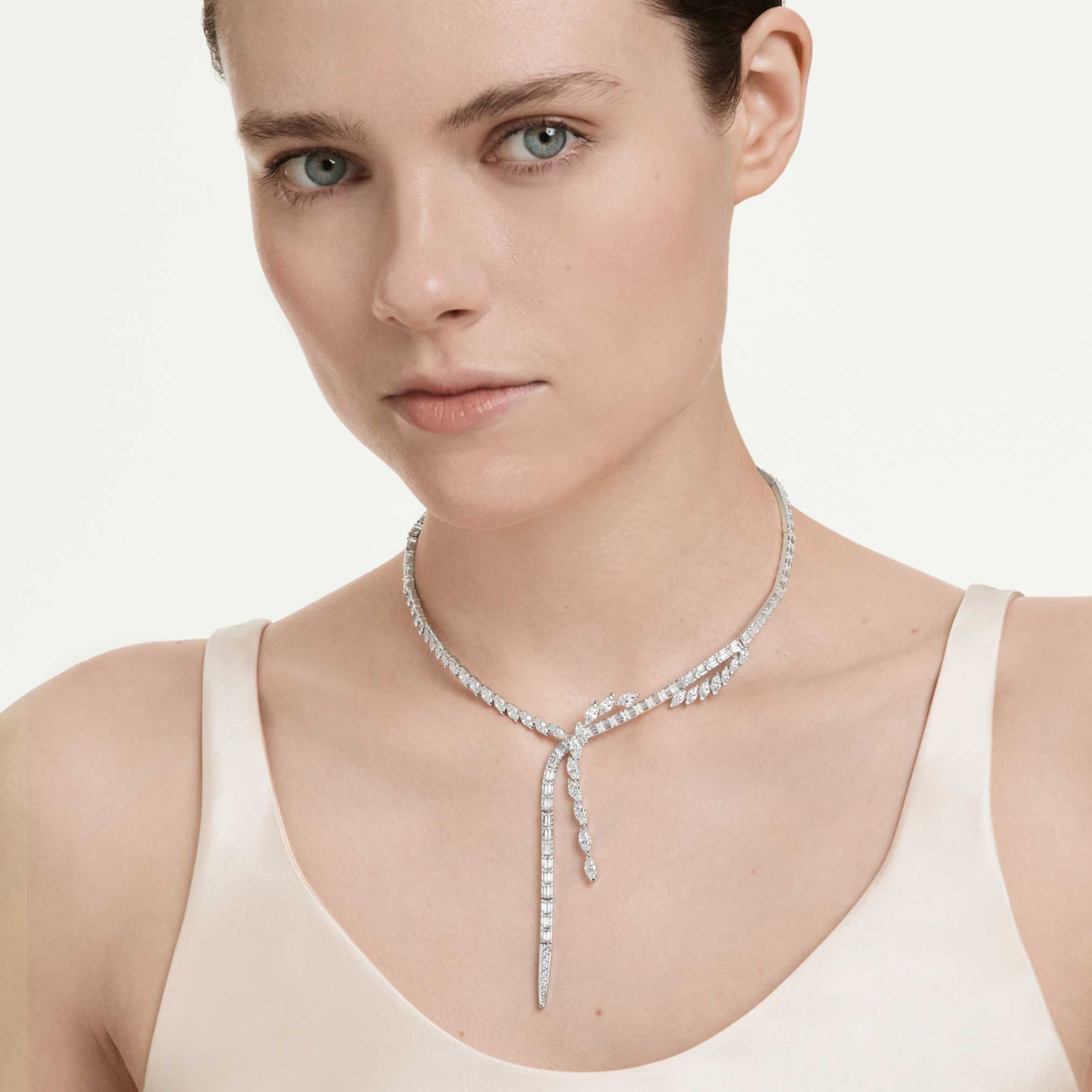 Mesmera Y necklace Mixed cuts, White, Rhodium plated - Image 5